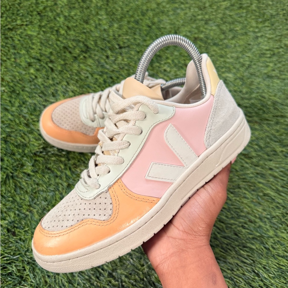 Veja V-10 Leather Petale Multicolor sneakers size 5 women’s - Picture 2 of 8